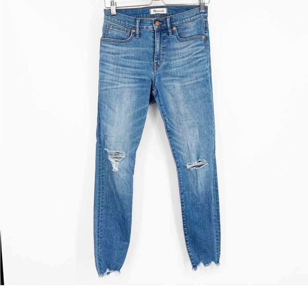 Madewell 9" High-Rise Skinny Jeans in Frankie Wash Torn-Knee Edition Chewed Hem